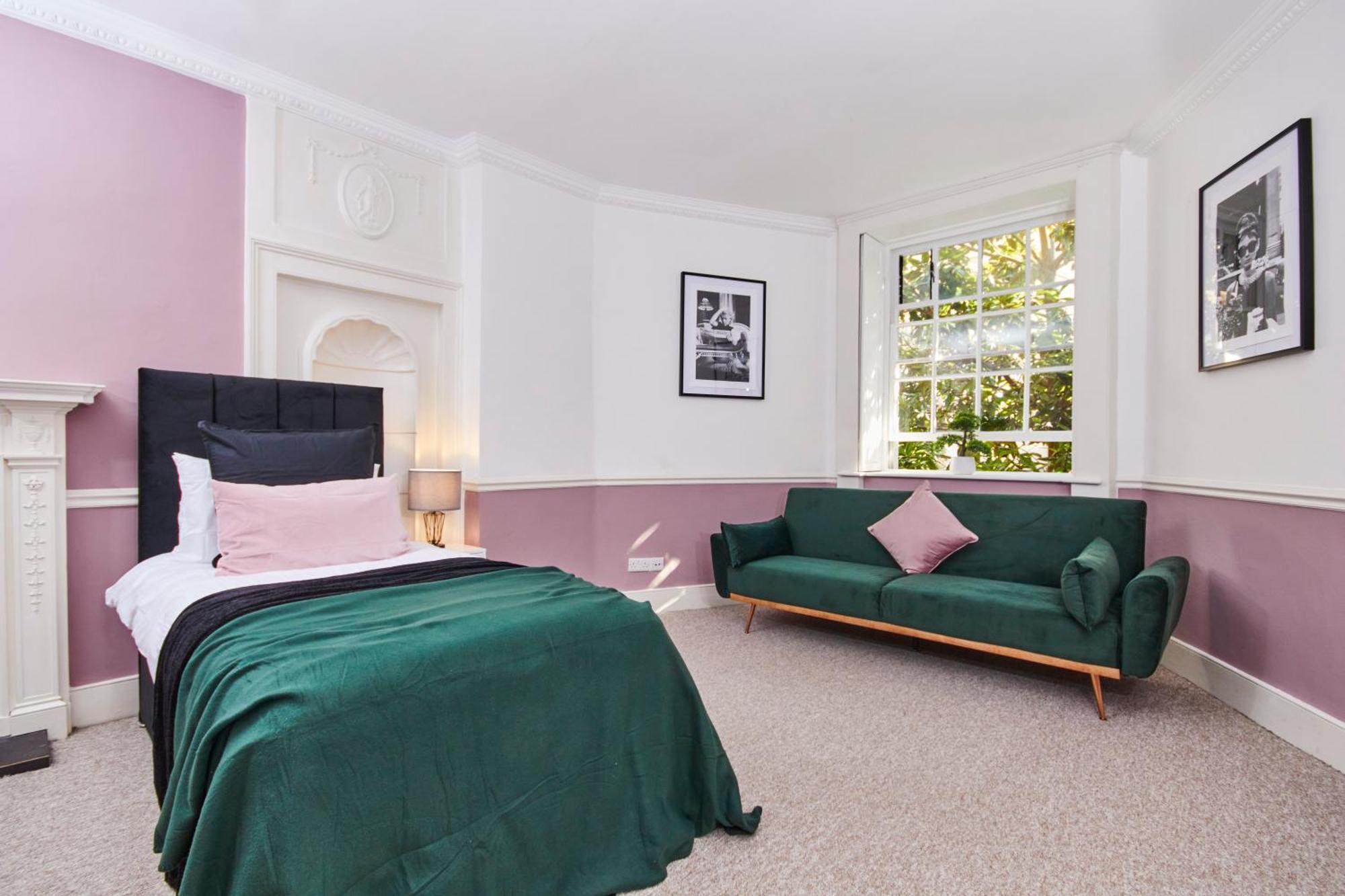 Beautiful 2Bedroom 4 Actual Beds House With Wifi By Purestay Bath Dış mekan fotoğraf