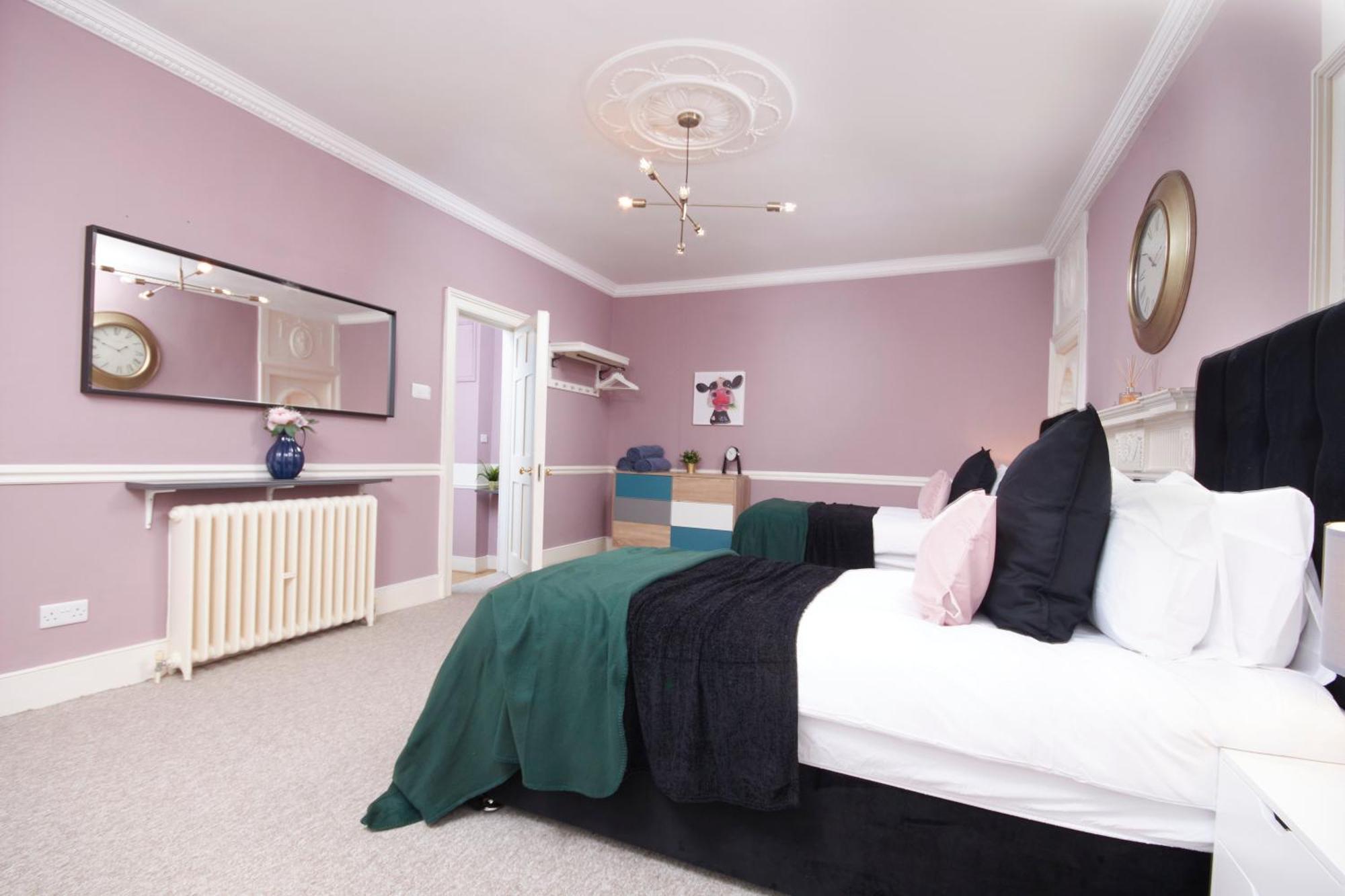 Beautiful 2Bedroom 4 Actual Beds House With Wifi By Purestay Bath Dış mekan fotoğraf