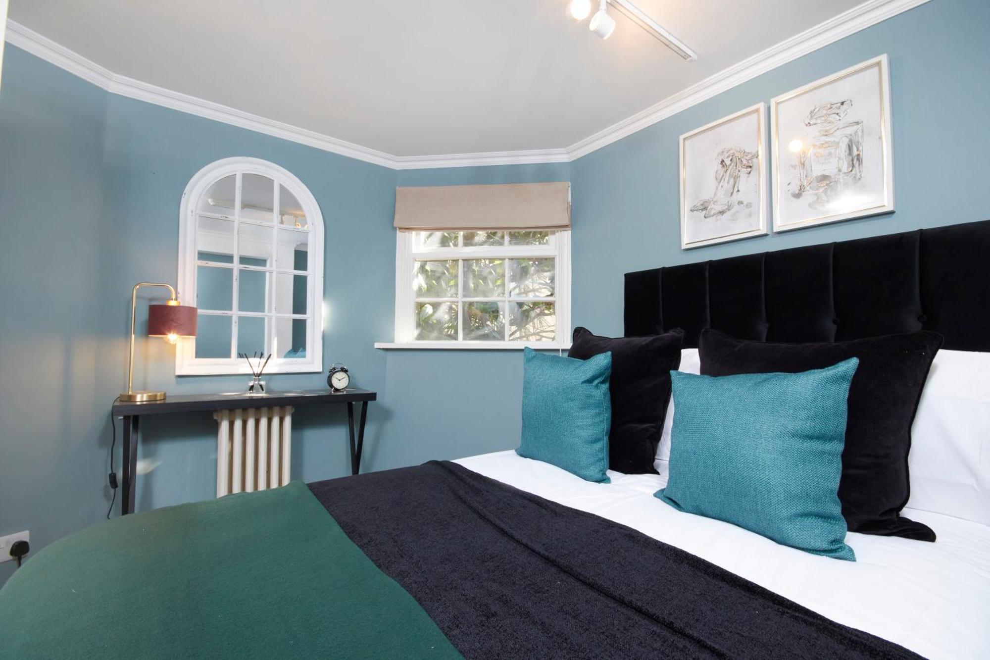 Beautiful 2Bedroom 4 Actual Beds House With Wifi By Purestay Bath Dış mekan fotoğraf