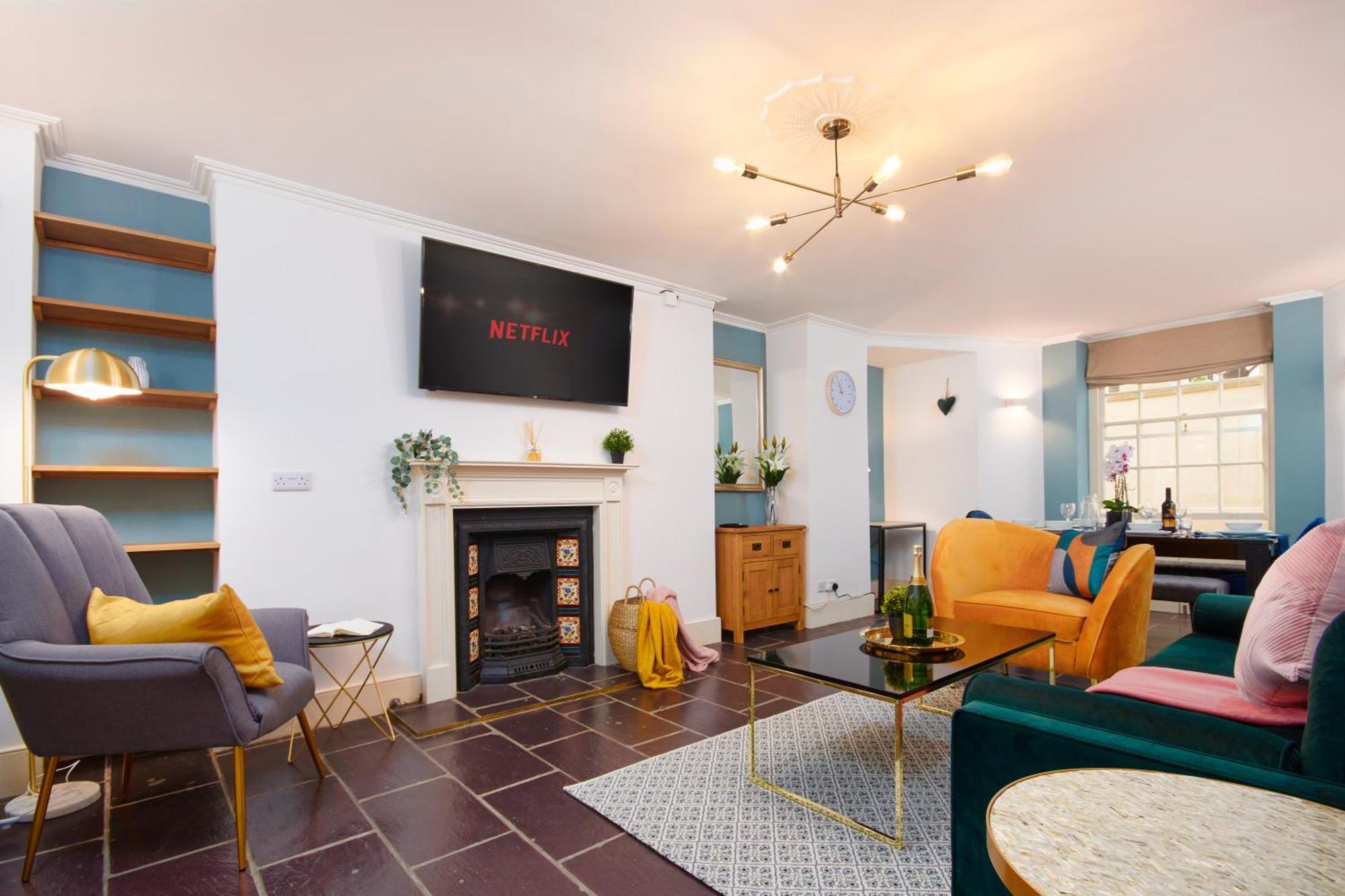 Beautiful 2Bedroom 4 Actual Beds House With Wifi By Purestay Bath Dış mekan fotoğraf